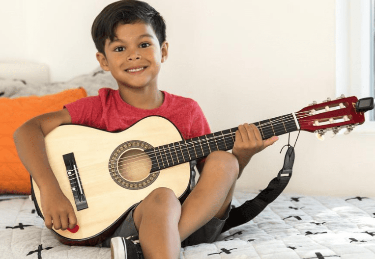 acoustic guitar for kids